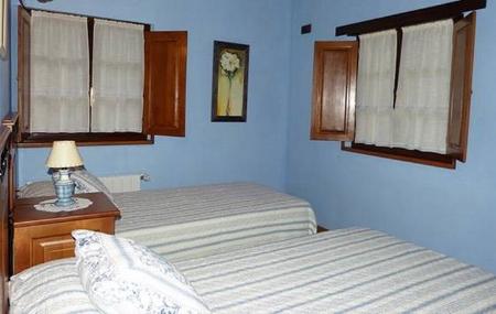 Apartamentos El Llanu habitación