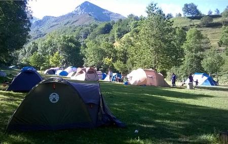 Camping Lagos de Somiedo acampada