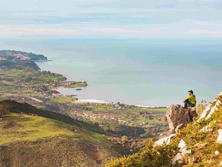 Imagen Panorami delle spiagge di La Espasa e La Isla. Caravia e Colunga