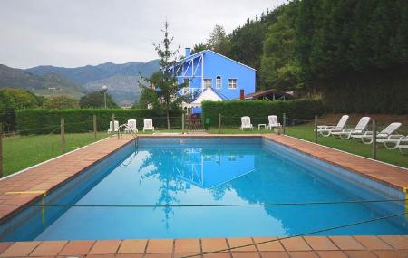 Hotel Vega del Sella piscina