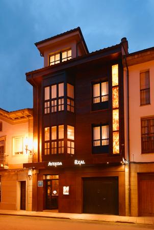 Hotel Avenida Real exterior