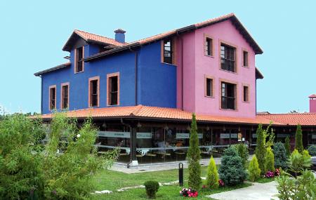 Hotel Playa de las Llanas exterior