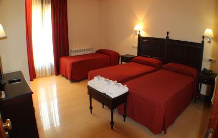 Hotel La Ribera del Chicu habitación