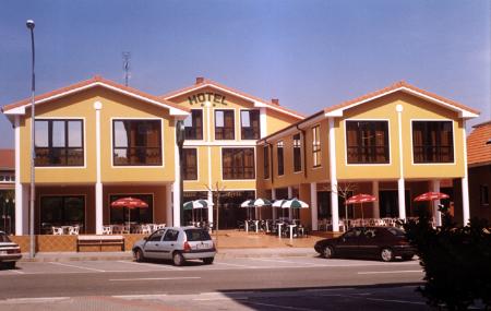 Hotel Piedras exterior