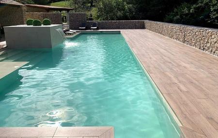 El Marquesau La Casuca Piscina