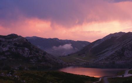 Lake Enol