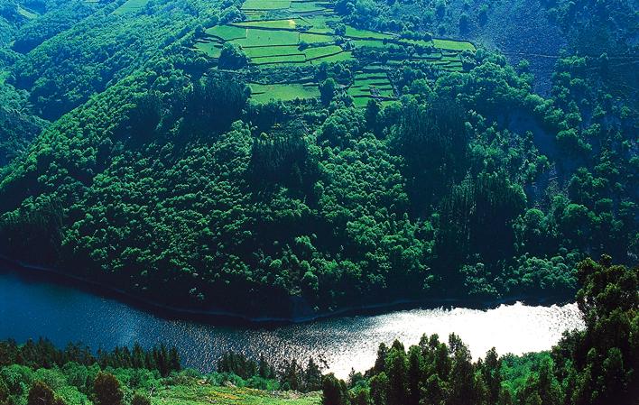 Ir a Imagen Río Navia