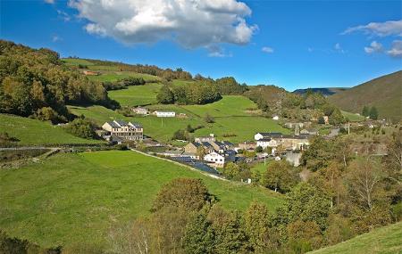 Ansichten von Vilanova, der Hauptstadt von Villanueva de Oscos