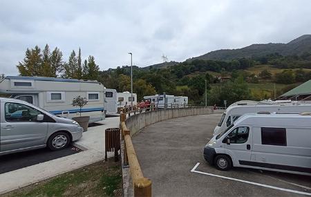 Zona de autocaravanas de Lena