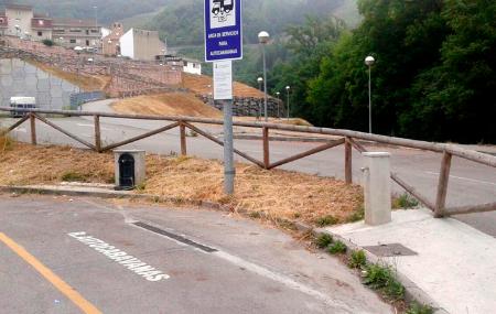 Área de autocaravanas de Cangas del Narcea