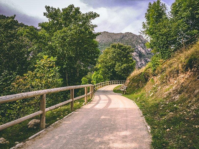 Immagine del percorso accessibile di Pola de Somiedo