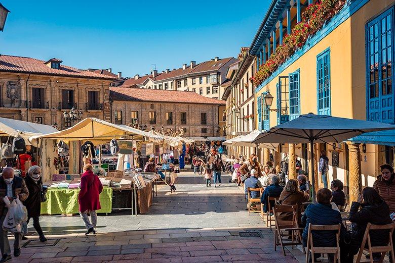 Image of the Plaza del Fontán in Oviedo