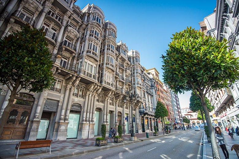 Imagem da Calle Uría em Oviedo