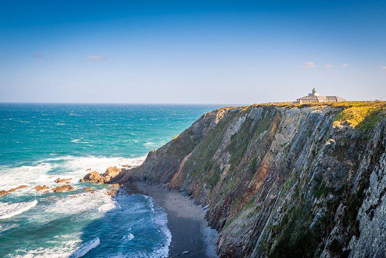 Cape Busto Lighthouse