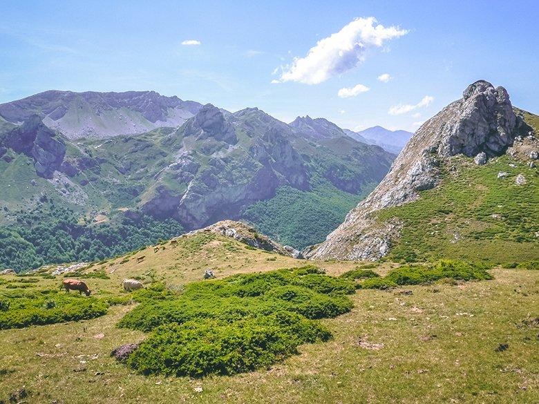 Image de la route des lacs de Saliencia