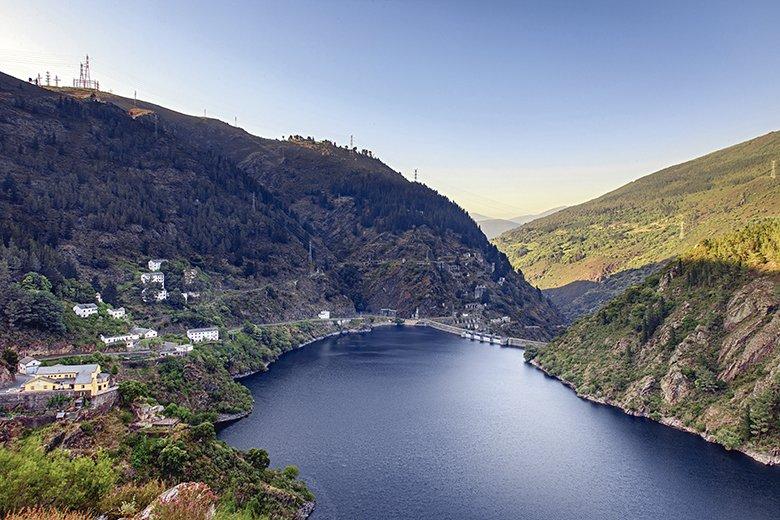 Imagem da barragem de Salime (Grandas de Salime)