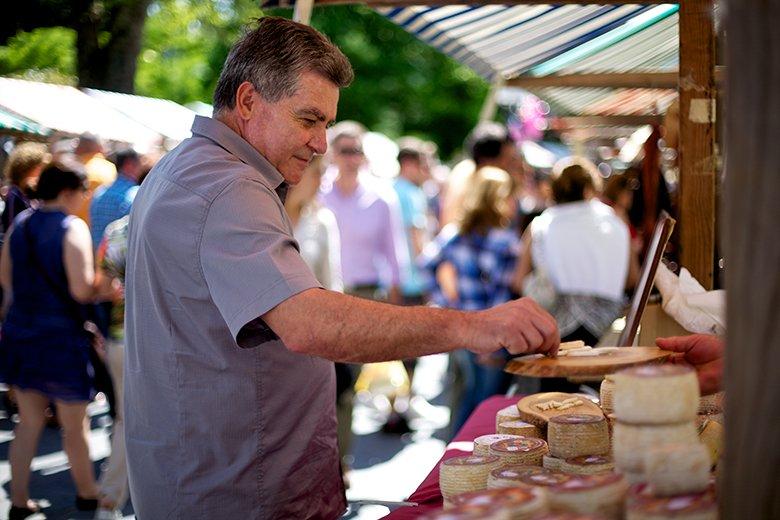 Image of the market in Grau/Grado