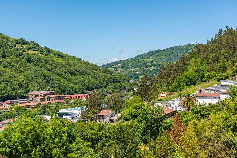 Vue sur San Martin de Tours et Pozo Sotón