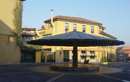 PLAZA DEL PARAGUAS