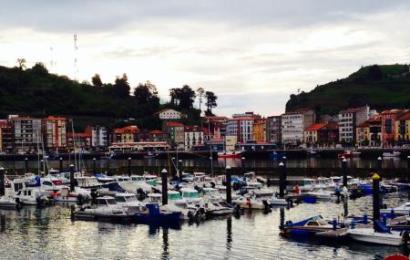 Marina de Ribadesella/Ribeseya