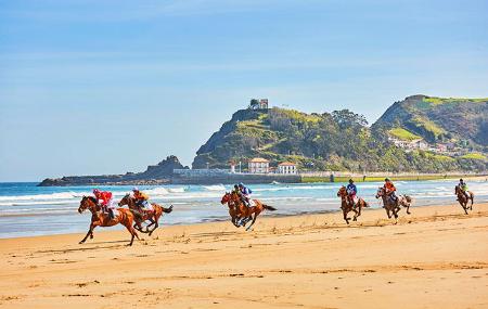 Carreras de Caballos en la Playa de Santa Marina