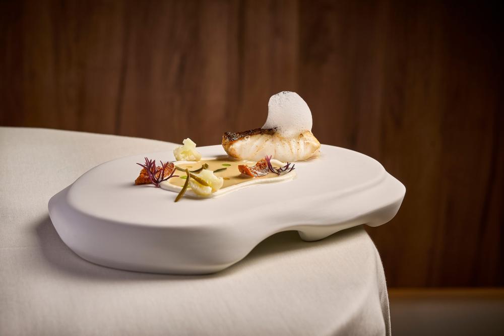 Photo of a dish prepared in a Michelin restaurant