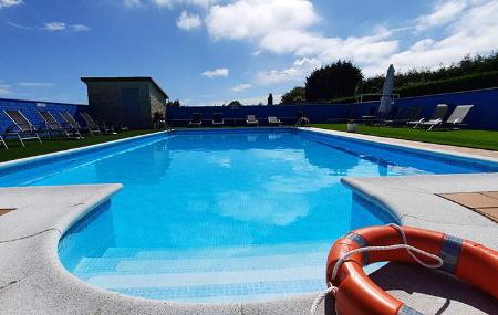 La Escapada - Piscina