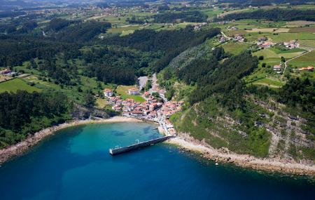 Panoramablick auf Tazones