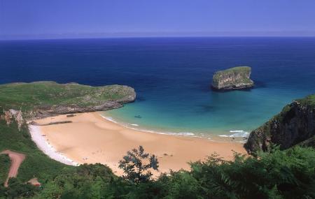 Playa de Ballota