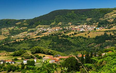 Ansichten der Hauptstadt Tinéu