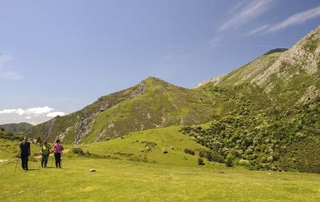 Route around Pico Pienzo in Parres