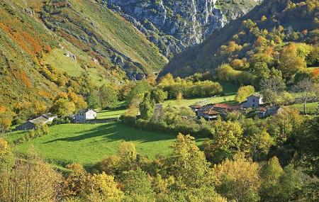 Aldeia de El Bao em Casomera - Aller