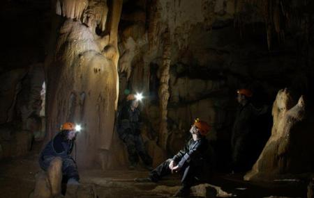 Frontera Verde espeleología