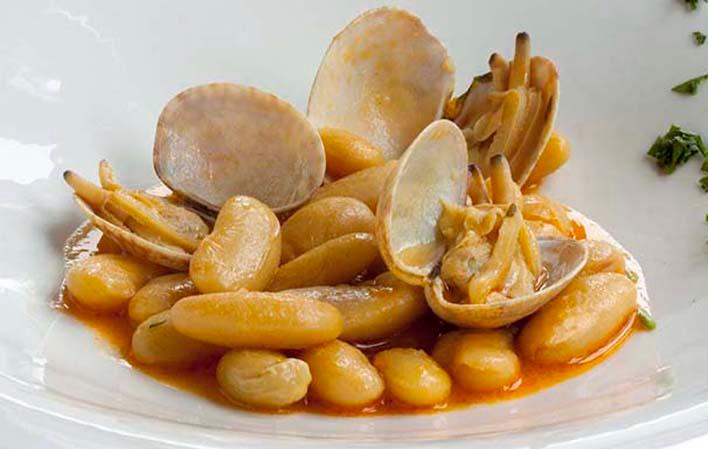 Vai a Immagine Fagioli con vongole - Eutimio