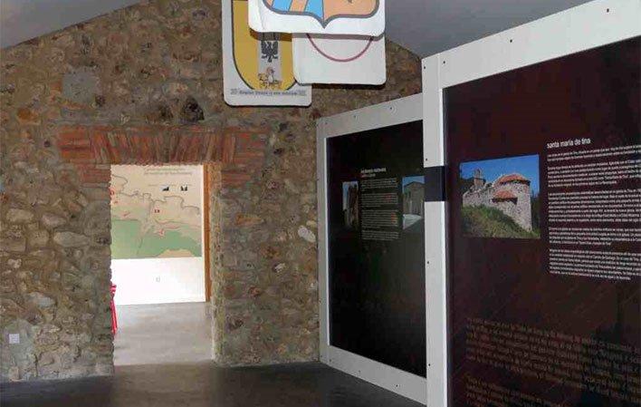 Centro de Interpretación de San Emeterio y la Cueva de El Pindal